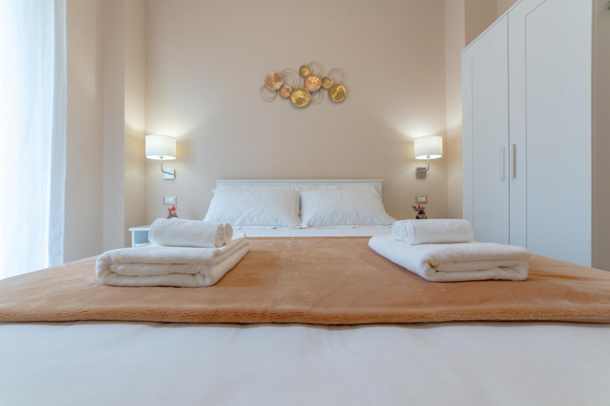 L'Affaccio Rooms - Lungomare Галиполи Екстериор снимка