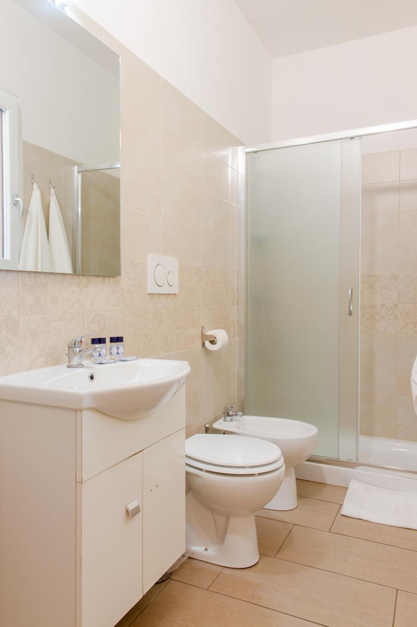 L'Affaccio Rooms - Lungomare Галиполи Екстериор снимка